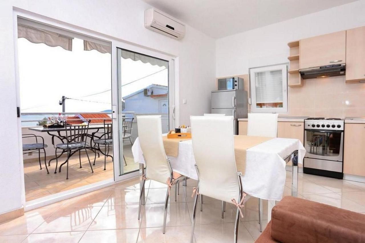 Apartments Frano Сегет Враница Екстериор снимка