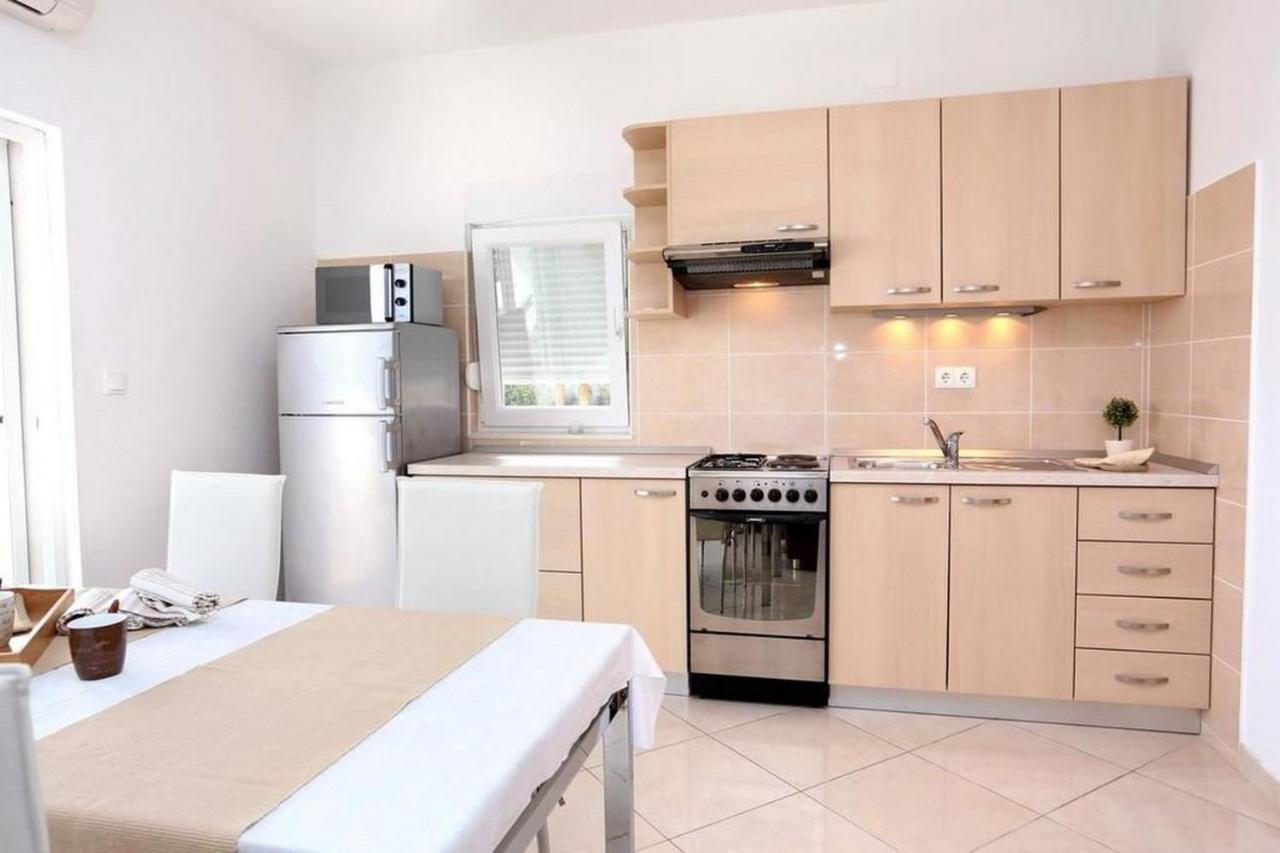 Apartments Frano Сегет Враница Екстериор снимка